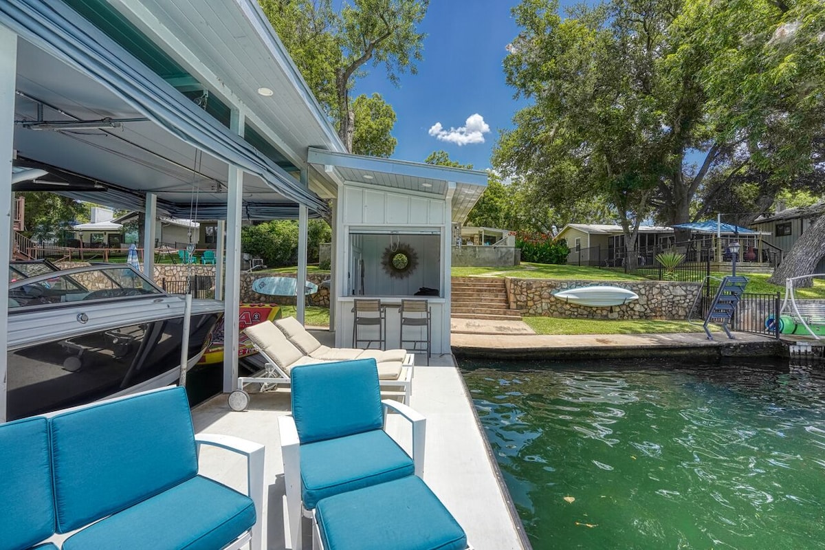 Waterfront HOME! Pool…Patio…Paddles…Boat dock…BBQ area & great views!