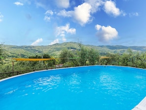 L'Eau, Nuage, Ciel, Ressources En Eau, Propriété, Plante, Piscine, Bleu, Paysage Naturel, Arbre