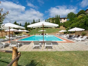 Cloud, Sky, Plant, Swimming Pool, Water, Umbrella, Shade, Sunlounger, Chair, Outdoor Furniture