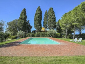 Sky, Plant, Tree, Water, Grass, Natural Landscape, Landscape, Shade, Leisure, Evergreen