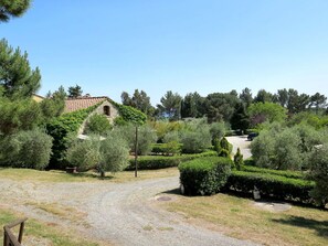 Eigentum, Vegetation, Natürliche Landschaft, Baum, Garten, Haus, Grundeigentum, Botanik, Estate, Gras