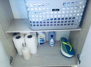 Bathroom amenities