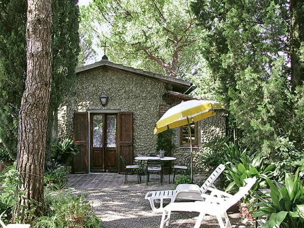 Maison, Propriété, Paysage Naturel, Bâtiment, Chalet, Domicile, Arbre, Jaune, Immobilier, Biome