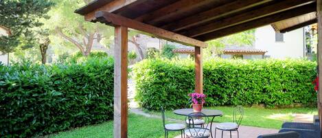 Property, Backyard, Yard, Patio, Pavilion, Shade, Building, Landscaping, Canopy, Pergola