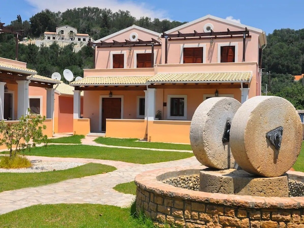 Erikousa villa 7
