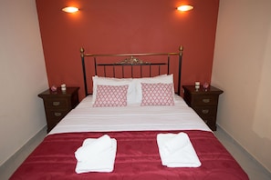 Erikousa villa 7 - bedroom