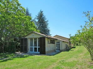 Propriété, Maison, Domicile, Immobilier, Chalet, Bâtiment, Arbre, Ferme, Zone Rurale, Herbe