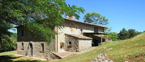 Propiedad, Casa, Paisaje Natural, Área Rural, Edificio, Arquitectura, Árbol, Cabaña, Casa De Campo, Bienes Raíces