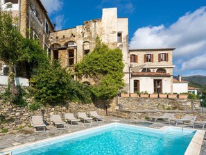 L'Eau, Nuage, Plante, Ciel, Bâtiment, Propriété, Fenêtre, Bleu, Bleu Azur, Maison