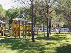 Plant, Tree, Shade, Grass, Playground, Leisure, Recreation, Tints And Shades, City, House
