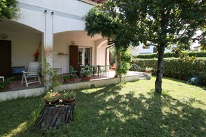 Building Exterior, Garden, Outdoor