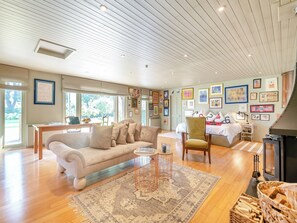Spacious open plan living space | Lymington Lodge, Lymington