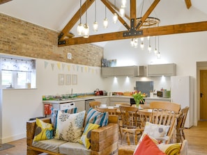 Delightful open plan living space | ’Ow Do - Dringhoe Hall Cottages - Dringhoe Hall Cottages, Driffield, near Bridlington