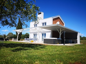Extérieur