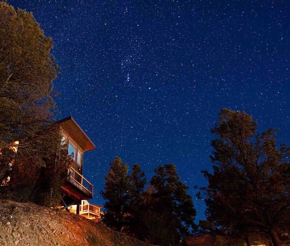 Stargazing from Treehouse 6 at East Zion Resort