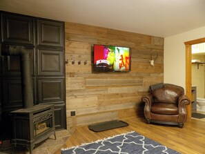 Living Room with Gas Fireplace