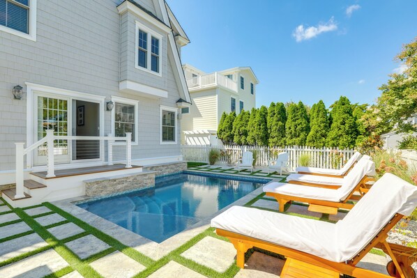 Avalon Vacation Rental | 6BR | 6BA | 3,850 Sq Ft | Stairs Required