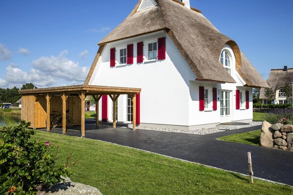Holiday Home Exterior [summer]