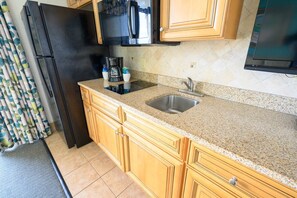 2 Burner Cooktop, Microwave and Full Sized Kitchen