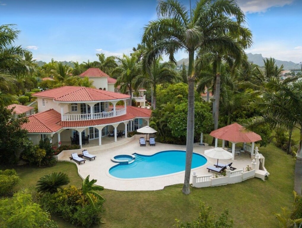 Picture of villa