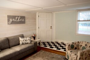 Charming and welcoming interior