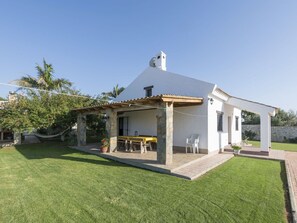 Sky, Building, Plant, Shade, House, Land Lot, Porch, Tree, Door, Cottage