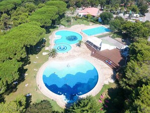 Los Recursos Hídricos, Propiedad, Árbol, Naturaleza, Azur, Agua, Mundo, Paisaje Natural, Biome, Diseño Urbano