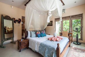 Ubud Luxury Suite/Ricefields/AC/Pool/B&B