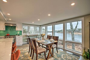 Dining Area | Dishes & Flatware Provided | Water Views