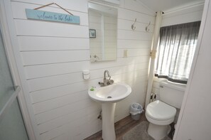 Bathroom - Bathroom