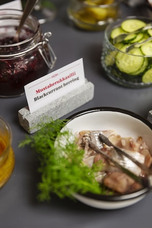 Buffetaamiainen