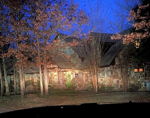 The Big Pasture Lodge in beautiful East Texas!