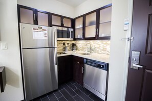 Tuck into a great snack you’ve prepared in your kitchenette.