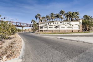 Welcome to Lake Las Vegas!