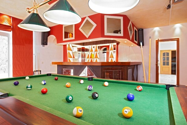 Game room