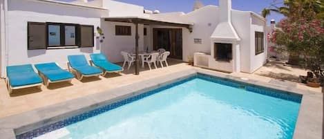Centrally Located Villa | Rupetea | 3 Bedrooms | Private Pool & Close to Amenities | Puerto del Carmen