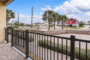 Front Deck View