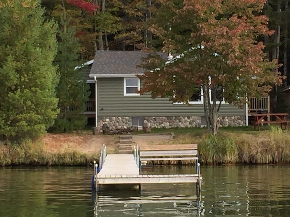 Private Dock directly in front of the cabin!