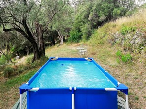 Piscine, Loisir, L'Eau, Amusement, Herbe, Arbre, Rivière, Vacances, Des Loisirs, Table