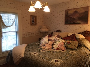 Belle Marie Room