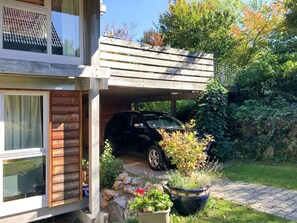 Arrière-Cour, Propriété, Cour, Maison, Plate-Forme, Arbre, Toit, Bâtiment, Pergola, Aménagement Paysager