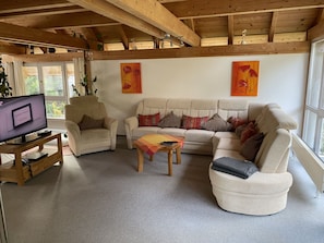 Canapé, Meubles, Propriété, Table, Salon, Design Intérieur, Confort, Sol, Bois, Sol