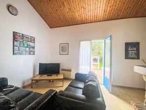 Cadre, Propriété, Canapé, Confort, Bois, Bâtiment, Design Intérieur, Salon, Sol, Ombre