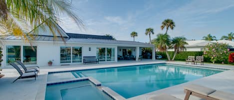 Vero Beach Vacation Rental | 4BR | 4BA | 3,600 Sq Ft | Step-Free Access