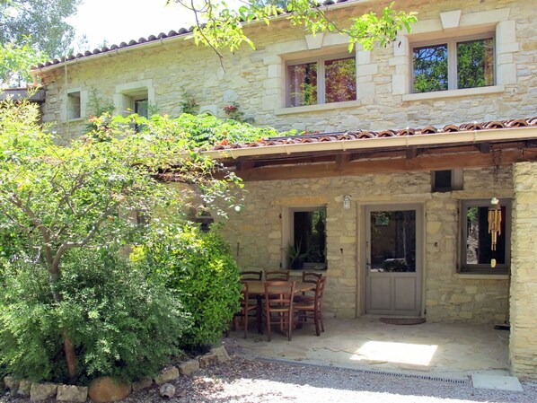 Building, Plant, Window, Property, Door, House, Tree, Cottage, Neighbourhood