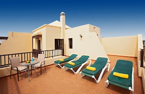 Delightful Costa Teguise Villa | 4 Bedrooms | Large Private Pool | Villa Ellen | Lanzarote