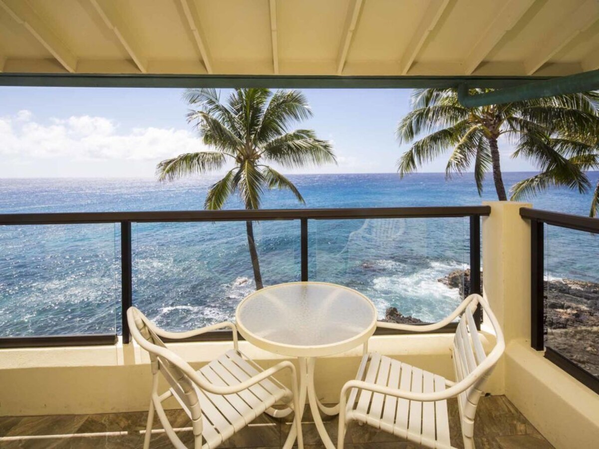 Captivating Ocean Front Condo Living-Poipu Shores