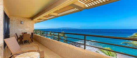 Relax and enjoy the spectacular view from the spacious lanai.