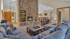 Living Room Fireplace - Living Room Fireplace