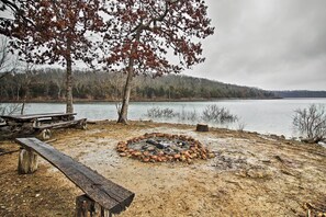 Shared Outdoor Space | Fire Pit